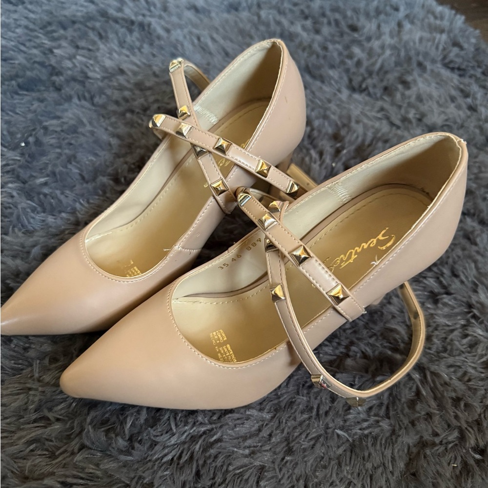 Stylish Tan Women's Shoes with Studded Straps